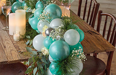  Organic Balloon Table Runner 